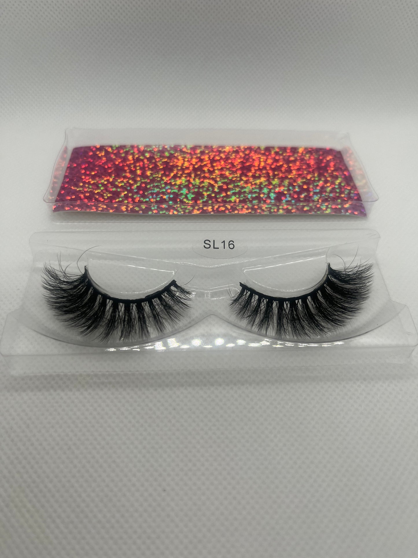 SL16 strip lash